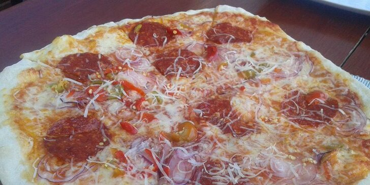 20% sleva na celý sortiment restaurace Pizzeria Justina v Motole: pizzy, burgery i těstoviny