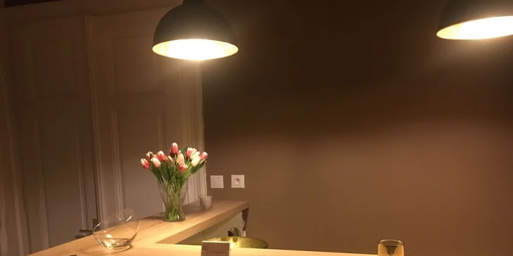 Exkluzivní kosmetické hýčkání včetně masáže a biostimulačního laseru