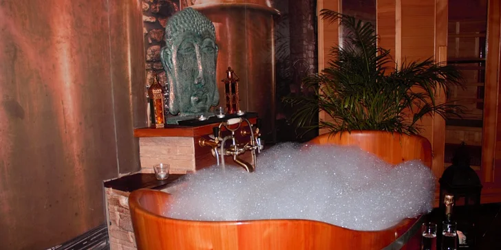 2 hodiny v privátním wellness: vířivá vana, infrasauna, sekt i občerstvení