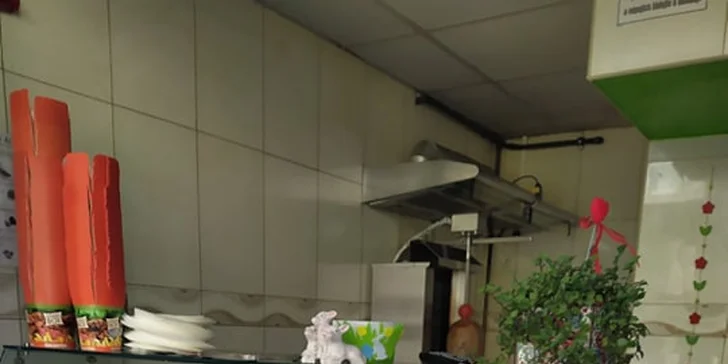 Pořádná dobrota: falafel nebo kebab v tortille, chlebu či s hranolky