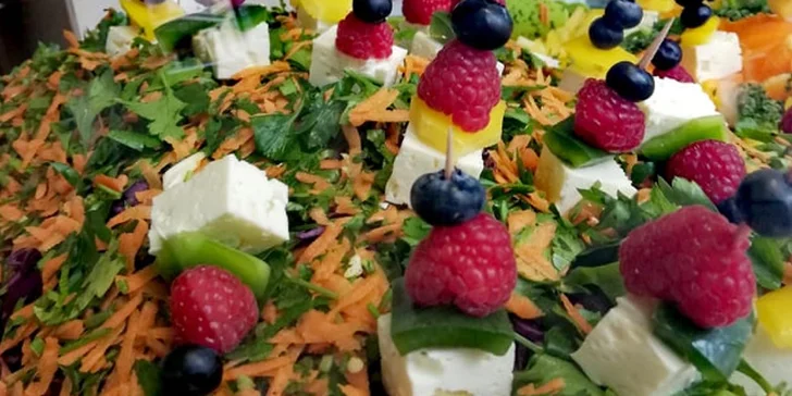 Pořádná dobrota: falafel nebo kebab v tortille, chlebu či s hranolky