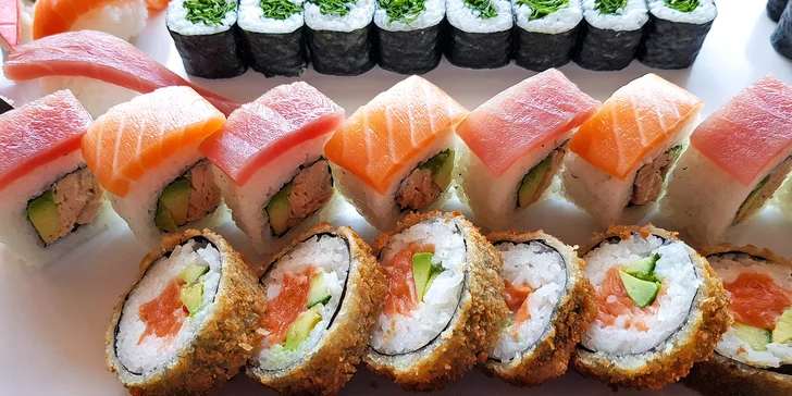 Japonská hostina: 60 ks sushi s lososem, tuňákem i avokádem, možný odnos s sebou