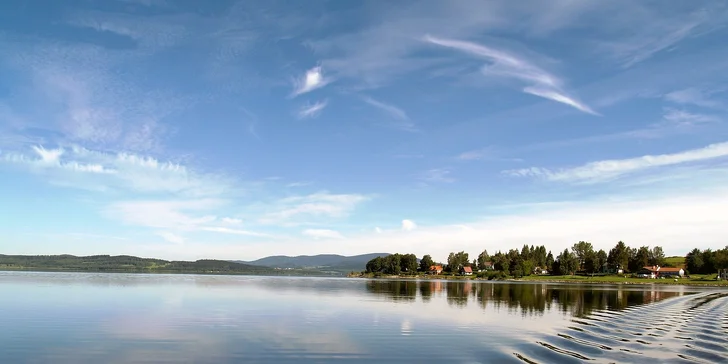 2denní zájezd do jižních Čech: Lipno, Stezka v korunách stromů i zámek Hluboká