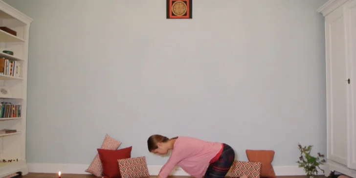 Balíček Uvolněná k porodu: 7 online lekcí těhotenské jógy a 2 lekce relaxace