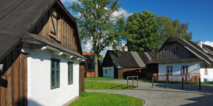 Výlet do skanzenů Veselý Kopec a Hlinecký Betlém: jarmark, posvícení i kulturní program
