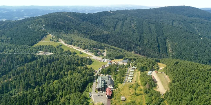 Autobusem za krásami Valašska: Pustevny, Radhošť i rožnovský skanzen