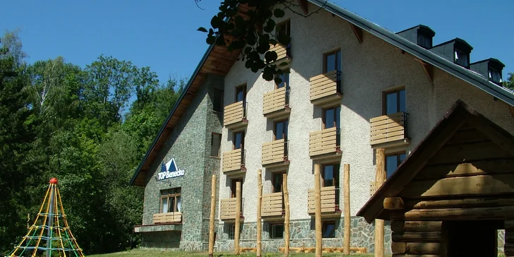 Rodinný pobyt v Krkonoších se snídaní a animačním programem pro děti