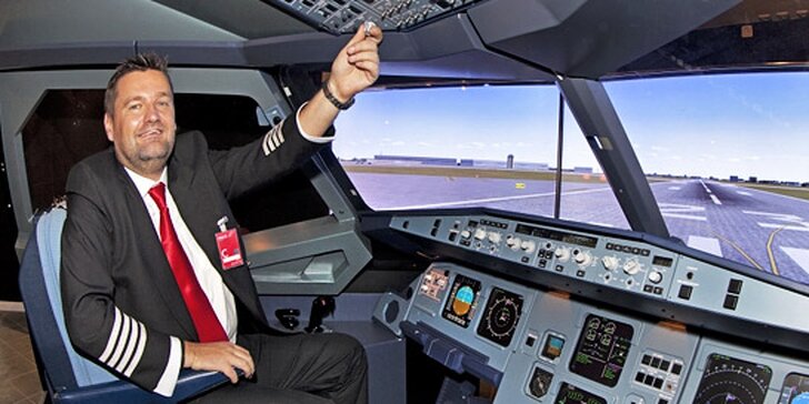 Řízení Airbus A320 na simulátoru pro budoucí piloty