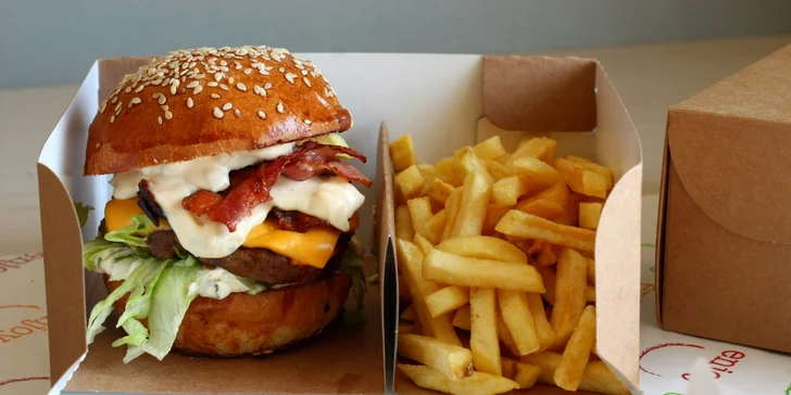 Don Corleone miniburger podle výběru i s hranolky a nápojem
