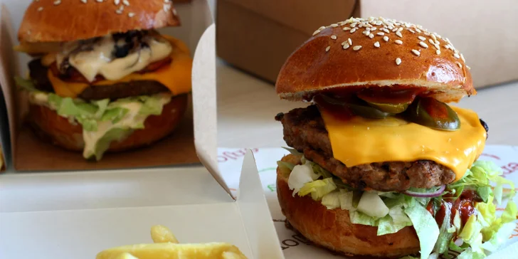 Don Corleone miniburger podle výběru i s hranolky a nápojem