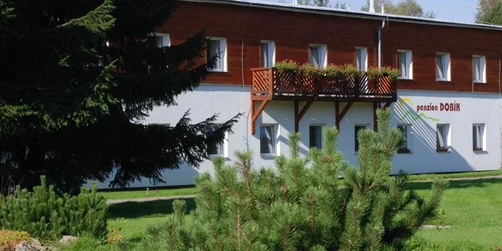 2denní zájezd do jižních Čech: Lipno, Stezka v korunách stromů i zámek Hluboká