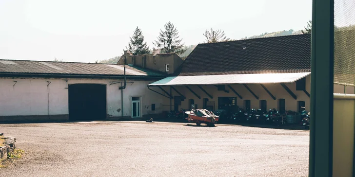Kontrola motorky či skútru i s výměnou motorové náplně: brzdy, baterka, pneu, řetěz, tlumiče