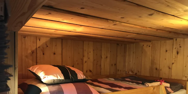 Dovolená na Šumavě: rustikální apartmán s venkovním posezením až pro 9 osob