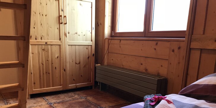 Dovolená na Šumavě: rustikální apartmán s venkovním posezením až pro 9 osob