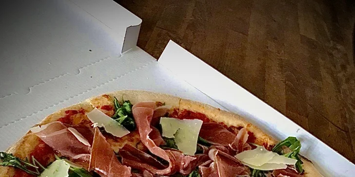 1 nebo 2 italské pizzy, výběr z 19 druhů: hawaii, quattro formaggi, tonno, piccante a další