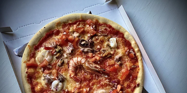 1 nebo 2 italské pizzy, výběr z 19 druhů: hawaii, quattro formaggi, tonno, piccante a další