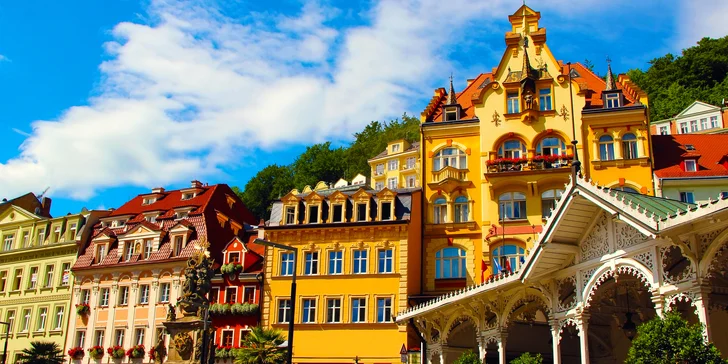 Odpočinek v Karlových Varech: lázeňský hotel s polopenzí, procedurami a saunou