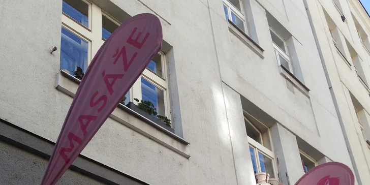 Rehabilitačně–relaxační masáž zad a šíje s využitím prvků Dornovy metody