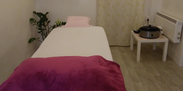 Rehabilitačně–relaxační masáž zad a šíje s využitím prvků Dornovy metody