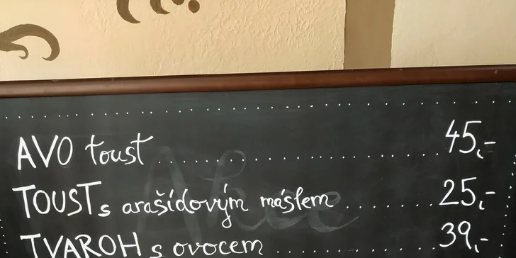 Otevřený voucher v hodnotě 120 Kč do bistra MojeOvesná: ovesné kaše, jogurty, koláče i káva
