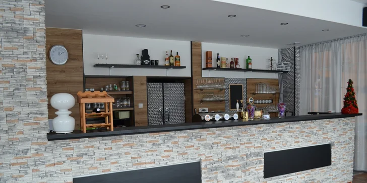 Pohoda přímo u Lipna: pokoj či apartmán, polopenze a výlety