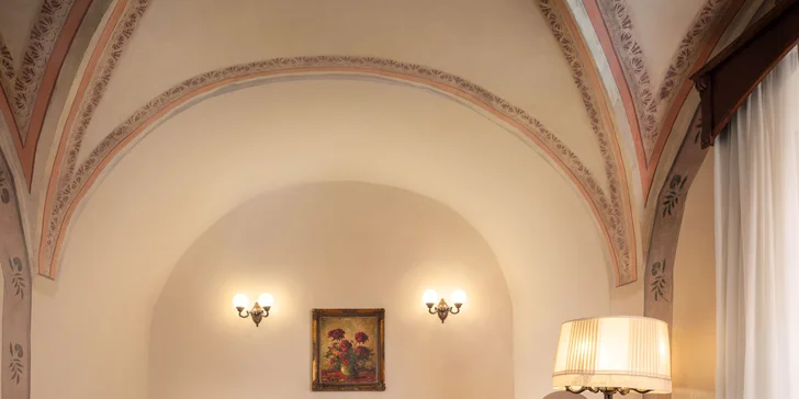 Orloj jako na dlani: pobyt ve 4* hotelu na Staroměstském náměstí se snídaní