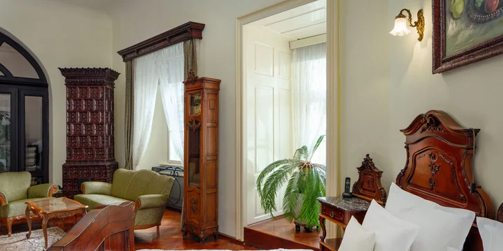 Orloj jako na dlani: pobyt ve 4* hotelu na Staroměstském náměstí se snídaní