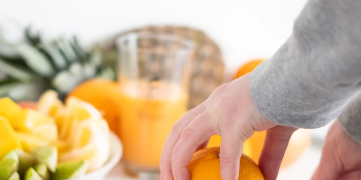 Karta Fruitisimo nabitá kreditem 300 až 2000 Kč a drink CÉČKO zdarma