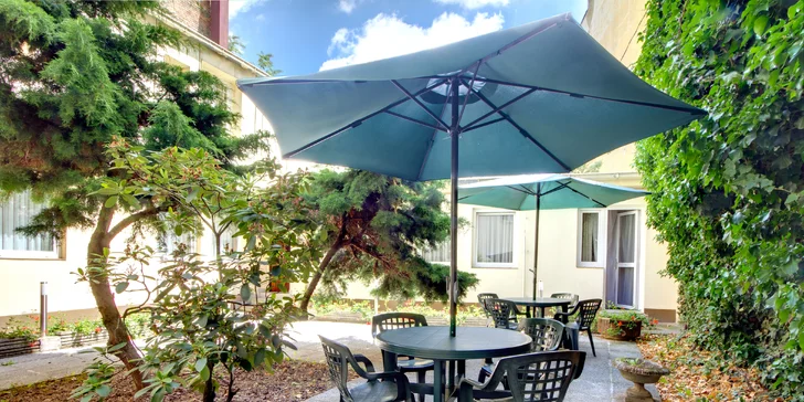 Pobyt na Žižkově pro dva: 4* ubytování v hotelu White Lion s bohatou snídaní