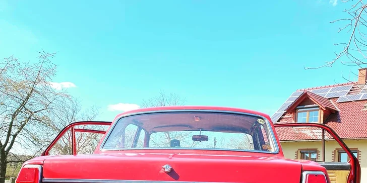 Projížďka veteránem Volha GAZ 24 z roku 1972 s osobním řidičem