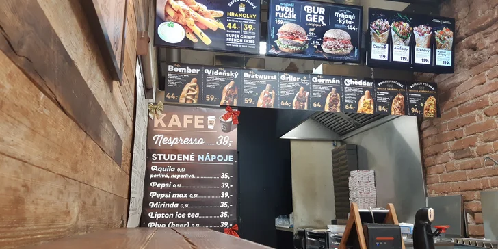 1 nebo 2 burgery s hovězím masem z českých chovů, čedarem a slaninou