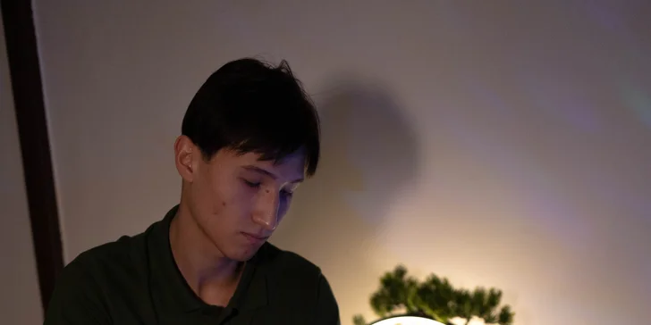 Před masáží je samozřejmostí krátká konzultace, aby se zjistil váš zdravotní stav a již na začátku se rozpoznaly problémové oblasti.