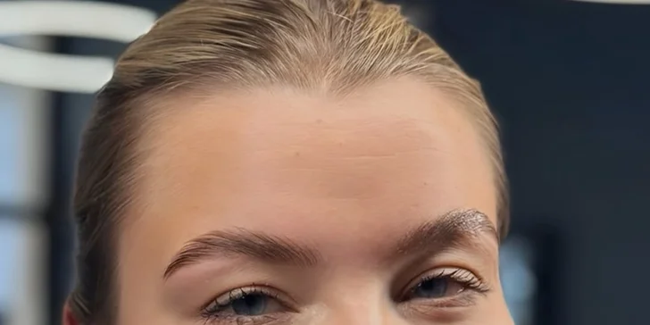 Dokonale definované obočí vám ušetří čas při každodenním líčení. 
