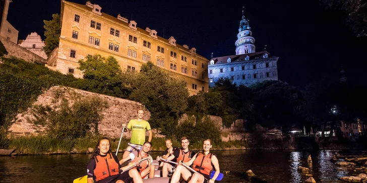 Noční rafting v Českém Krumlově až pro 6 vodáků s doprovodem instruktora