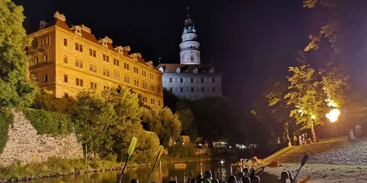 Noční rafting v Českém Krumlově až pro 6 vodáků s doprovodem instruktora
