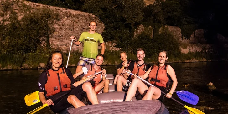 Noční rafting v Českém Krumlově až pro 6 vodáků s doprovodem instruktora