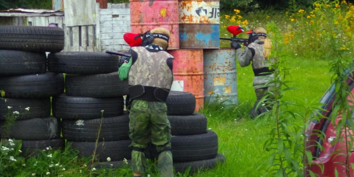 Paintball pro děti: přestřelka až pro 10 osob, každému vybavení a 100 kuliček
