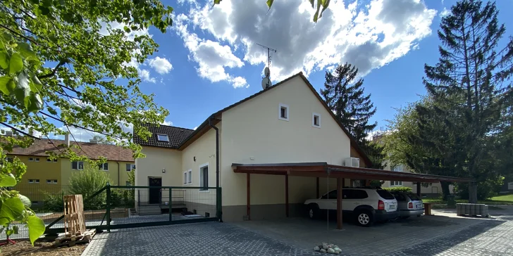 Dovolená u Moravského krasu: penzion s italskou pizzerií, 20 km od jeskyní