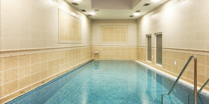 4* wellness pobyt v Karlových Varech: polopenze, bazén a sauna i procedury
