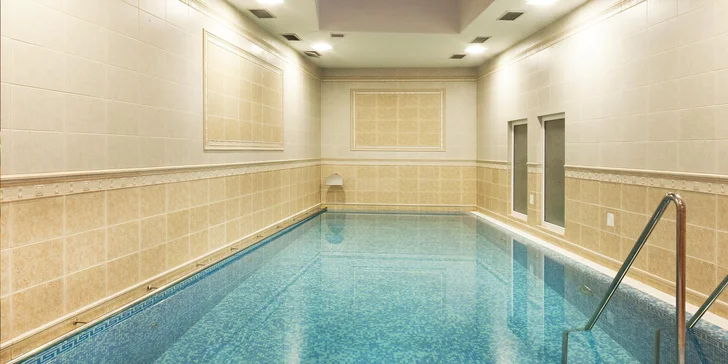 4* pobyt v Karlových Varech: snídaně či polopenze, bazén a sauna i procedury