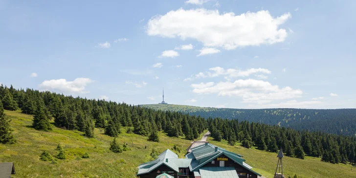 Prochoďte Jeseníky: hotel s domácí atmosférou, bohaté snídaně a 3chodové večeře