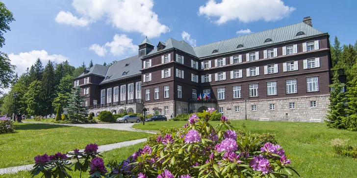 Prochoďte Jeseníky: hotel s domácí atmosférou, bohaté snídaně a 3chodové večeře