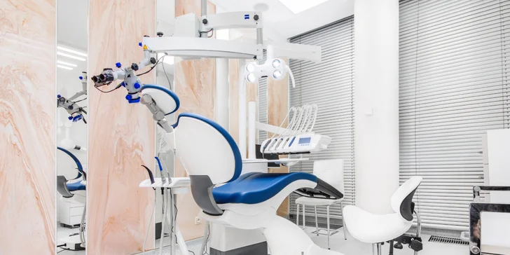 Pečujte o svůj chrup: dentální hygiena pro děti a dospělé i bělení zubů u Flory
