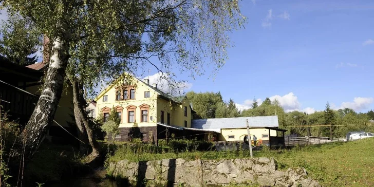 Firewalking – přechod přes žhavé uhlíky - seminář s ubytováním