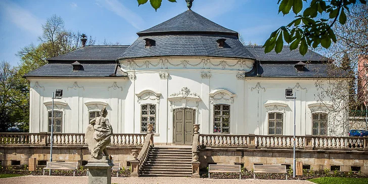 VIP prohlídka unikátní výstavy České korunovační klenoty na dosah s kastelánem