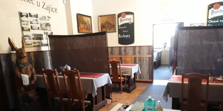 Hovězí burger, hranolky a pivo nebo nealko pro 1 či 2 osoby