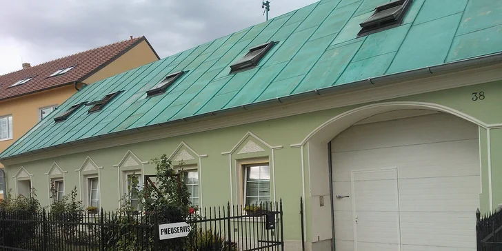 Přezutí pneumatik s kontrolou závaží a brzd