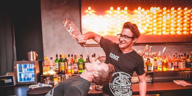 Pronájem VIP místnosti v karaoke baru vč. nápojů a 100 kreditů do jukeboxu