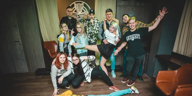 Pronájem VIP místnosti v karaoke baru vč. nápojů a 100 kreditů do jukeboxu