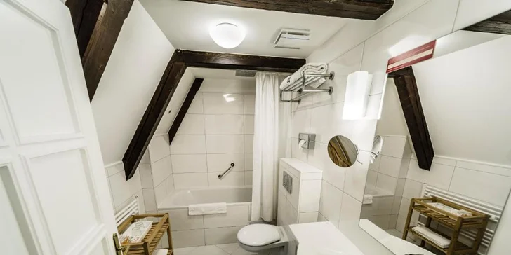 Až 8 dní v centru Prahy: 4* hotel u Vltavy, bohaté snídaně a památky
